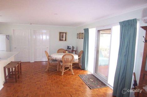 Property photo of 23 Woodvale Drive Carrum Downs VIC 3201