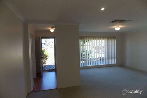 Property photo of 19 Carlhausen Close Atwell WA 6164