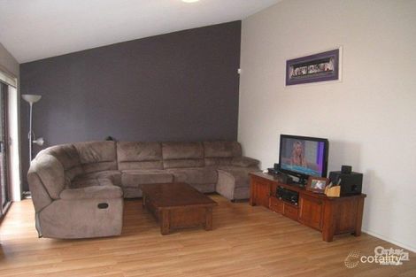 Property photo of 31 Woodside Drive Eleebana NSW 2282