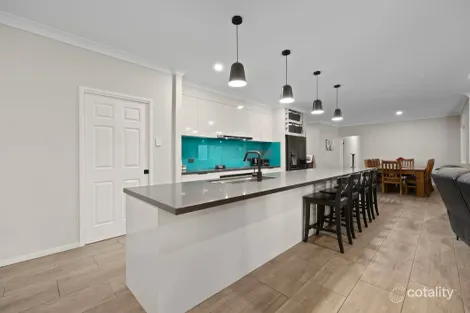Property photo of 37 Glencoe Place Thagoona QLD 4306