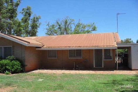 Property photo of 2 Berkeley Crescent Dampier WA 6713