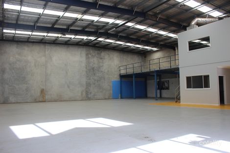 2/10 Westside Dr, Laverton North, VIC 3026