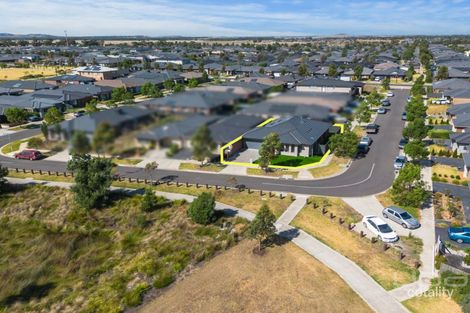Property photo of 21 Brooksby Circuit Harkness VIC 3337
