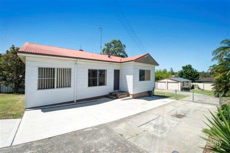 4 Saros St, Belmont North, NSW 2280