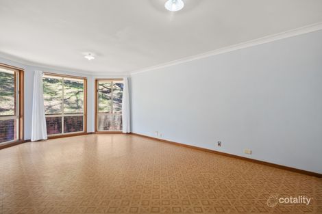 Property photo of 3 Sheringa Grove Cordeaux Heights NSW 2526