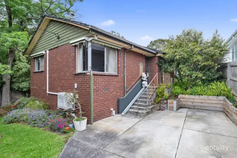 28 Avalon Gr, Ringwood North, VIC 3134