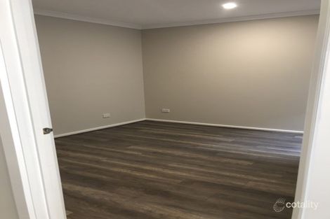 Property photo of 28 Colwood Avenue Mickleham VIC 3064