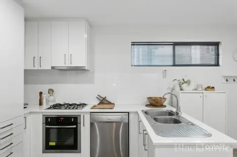 5/7 Mahlberg Ave, Woodlands, WA 6018