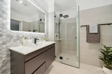 Property photo of 16/10 Playfair Road Mount Colah NSW 2079
