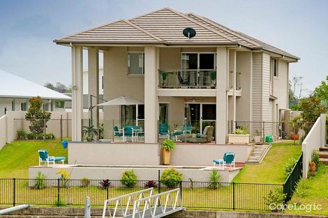 Property photo of 19 Harbourvue Court Helensvale QLD 4212