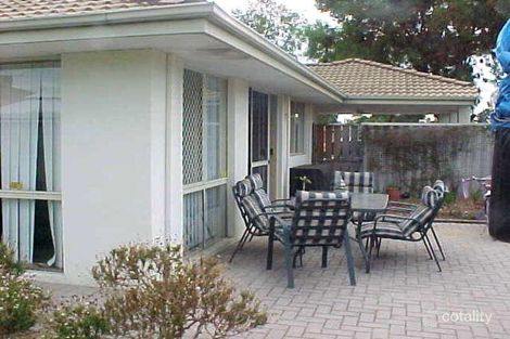 Property photo of 16 Ursuline Vista Queens Park WA 6107