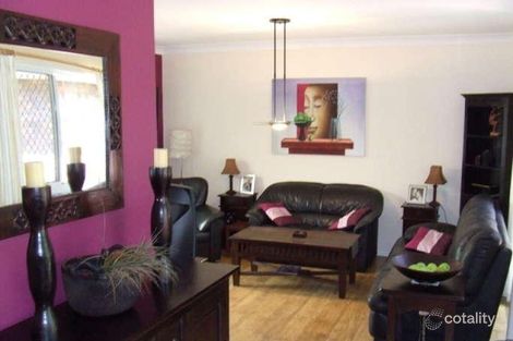 Property photo of 7 Helmsley Court Carindale QLD 4152