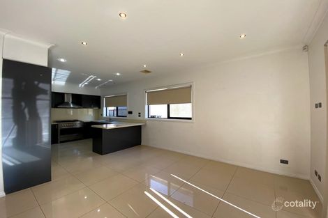 99a Seventh Ave, Altona North, VIC 3025