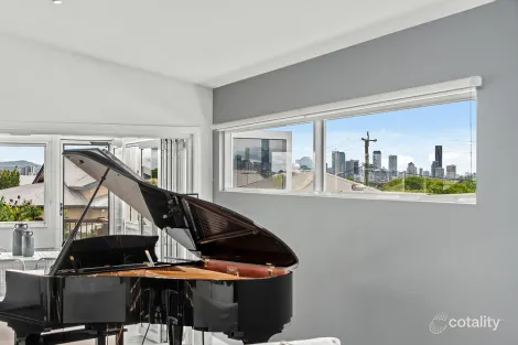 Property photo of 69 Carranya Street Camp Hill QLD 4152