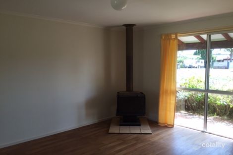 Property photo of 4 Gilmore Place Nulsen WA 6450
