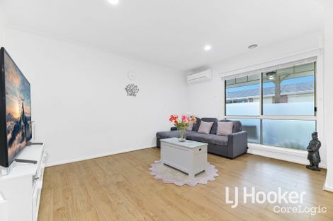 Property photo of 5/4 Paydon Way Hampton Park VIC 3976