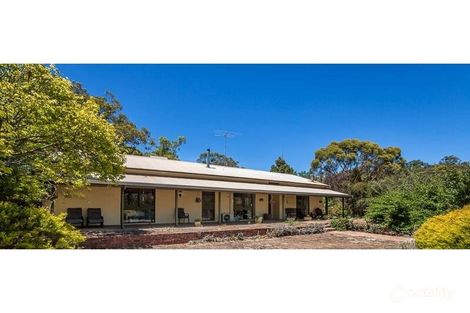 3 Oakleigh Rd, Darlington, WA 6070
