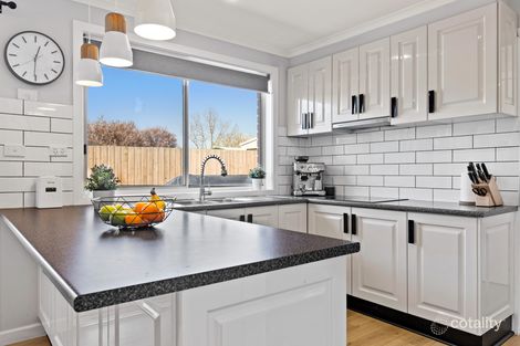 Property photo of 89 Westcott Parade Rockbank VIC 3335