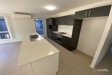 Property photo of 52 Denham Circuit Willow Vale QLD 4209