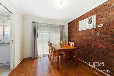 Property photo of 49 Shakespeare Drive Delahey VIC 3037
