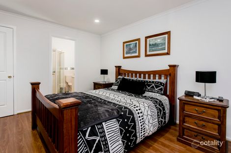 Property photo of 12 Royal Close Findon SA 5023