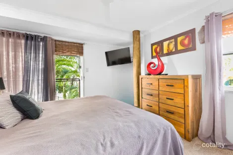 Property photo of 10 Bombala Crescent Rainbow Beach QLD 4581