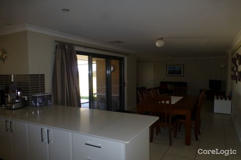 Property photo of 9 Vaucluse Place Parkes NSW 2870