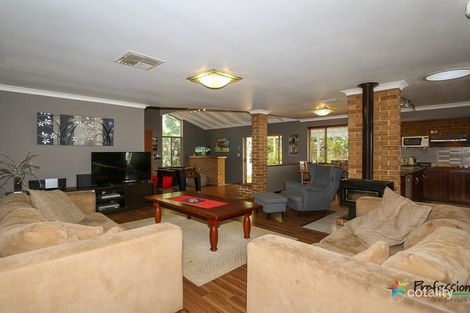 Property photo of 34 Ridgehaven Ramble Ballajura WA 6066