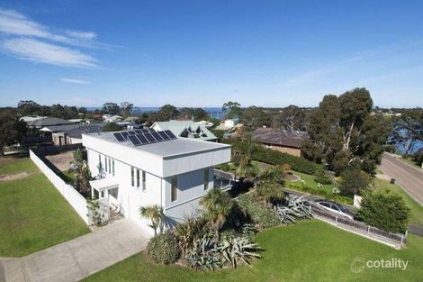 74 Newlands Dr, Paynesville, VIC 3880