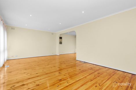 Property photo of 32 Paxton Drive Glen Waverley VIC 3150
