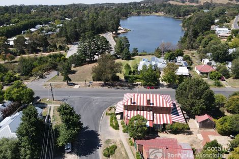 Property photo of 8 Albert Road Beechworth VIC 3747