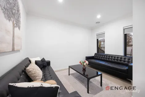 Property photo of 14 Londonderry Crescent Tarneit VIC 3029