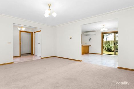 Property photo of 2/10 Wallace Crescent Strathmore VIC 3041