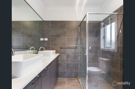 Property photo of 48 Diamond Parade Cobblebank VIC 3338