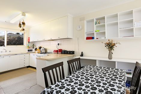 Property photo of 9/12 Cedar Grove Highton VIC 3216