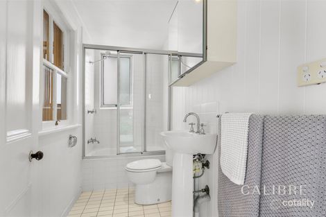 Property photo of 35 Emma Street Red Hill QLD 4059