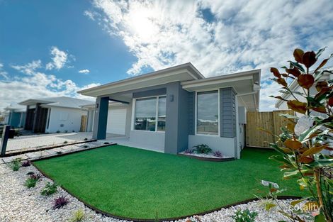 Property photo of 37 Myrtle Place Nirimba QLD 4551