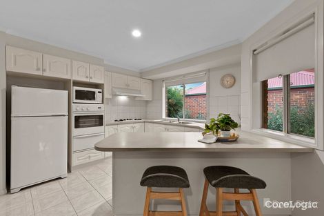 Property photo of 11 Brent Close Berwick VIC 3806