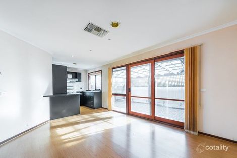 Property photo of 33 Fernlea Avenue Rowville VIC 3178