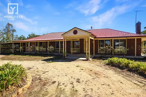 555 Coomboona Rd, Coomboona, VIC 3629
