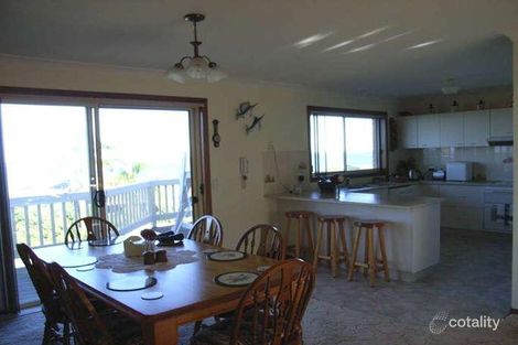 Property photo of 34 Hillside Crescent Kianga NSW 2546