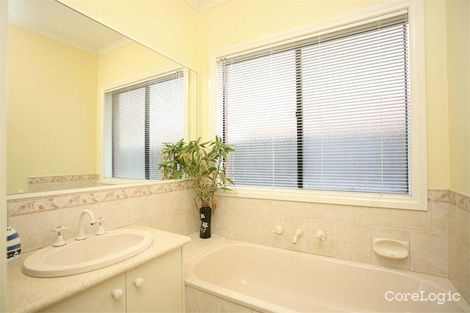Property photo of 27 May Gibbs Circle Point Cook VIC 3030