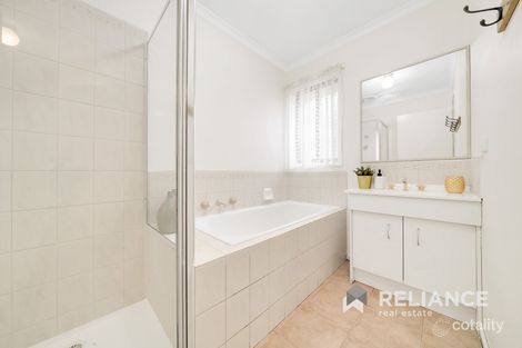 Property photo of 17 Ashton Crescent Hoppers Crossing VIC 3029