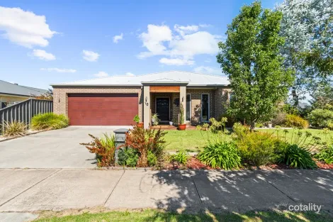 Property photo of 10 Hillcrest Drive Maffra VIC 3860
