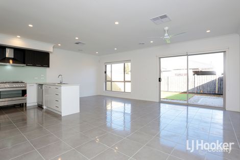 Property photo of 41 Darsham Crescent Point Cook VIC 3030