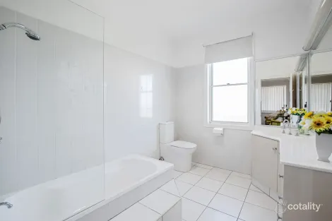 Property photo of 6/131 Morala Avenue Runaway Bay QLD 4216