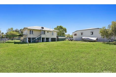 6 Thackeray St, Park Avenue, QLD 4701