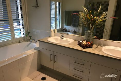 Property photo of 48 Barcoo Crescent Sinnamon Park QLD 4073