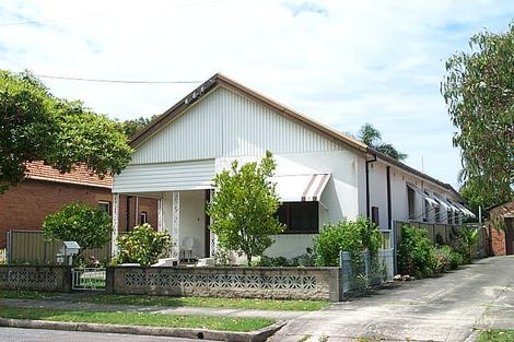 3 Harle St, Hamilton South, NSW 2303