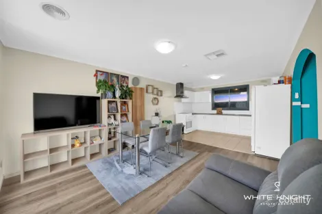 Property photo of 1/30-32 Ivanhoe Avenue St Albans VIC 3021